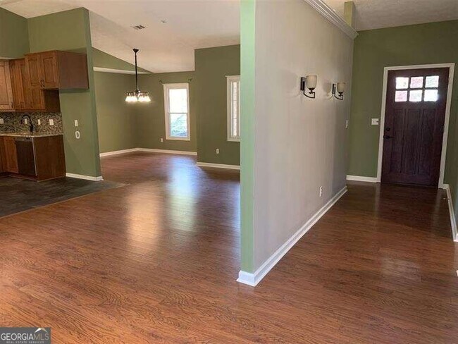 Foto del edificio - 146 Sweetgum Rd
