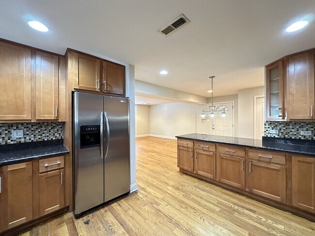 Foto del edificio - 1116 E 46th St