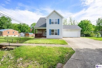 Building Photo - 806 Edgebrook Dr