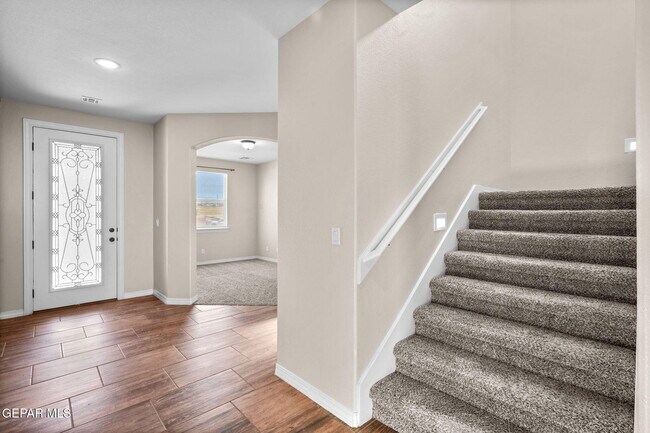 Foto del edificio - 325 Quiet Pr Dr