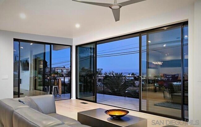 Foto del edificio - 3605 Keating St