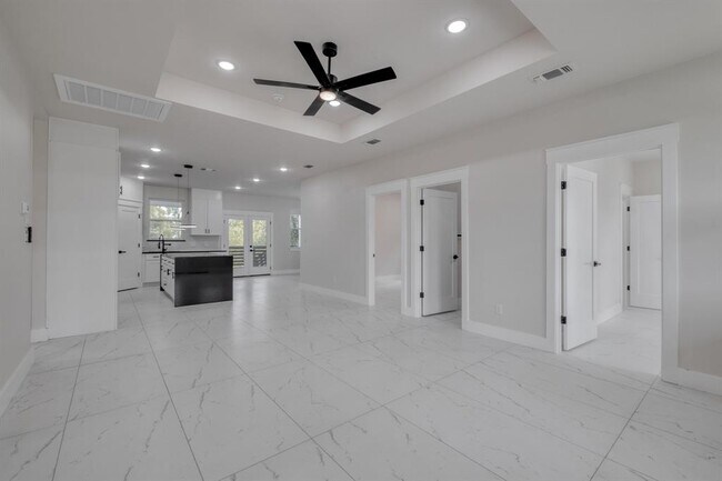 Building Photo - 308 Makaha Dr