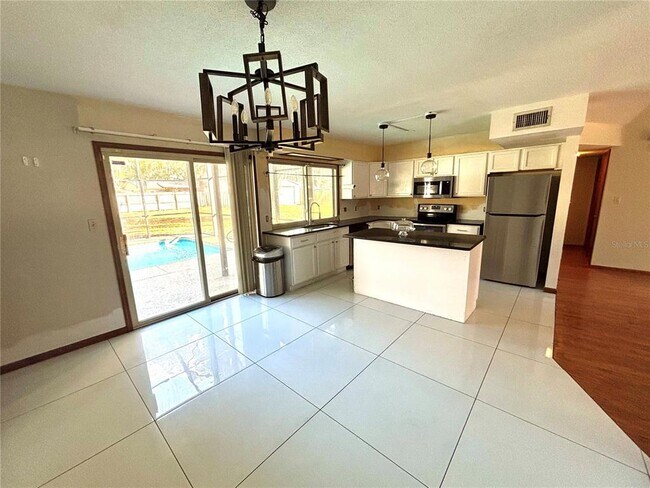 Foto del edificio - 5419 Twin Palms Rd