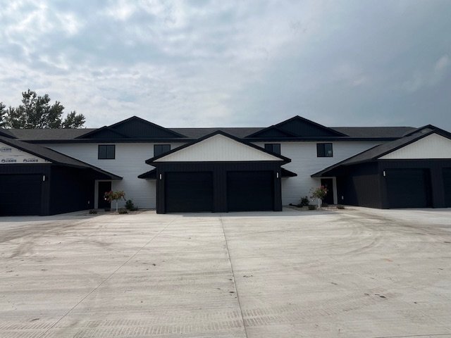 Building Photo - 2229 N Highland Ave