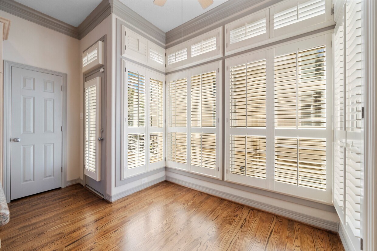 Foto principal - 1515 Hyde Park Blvd