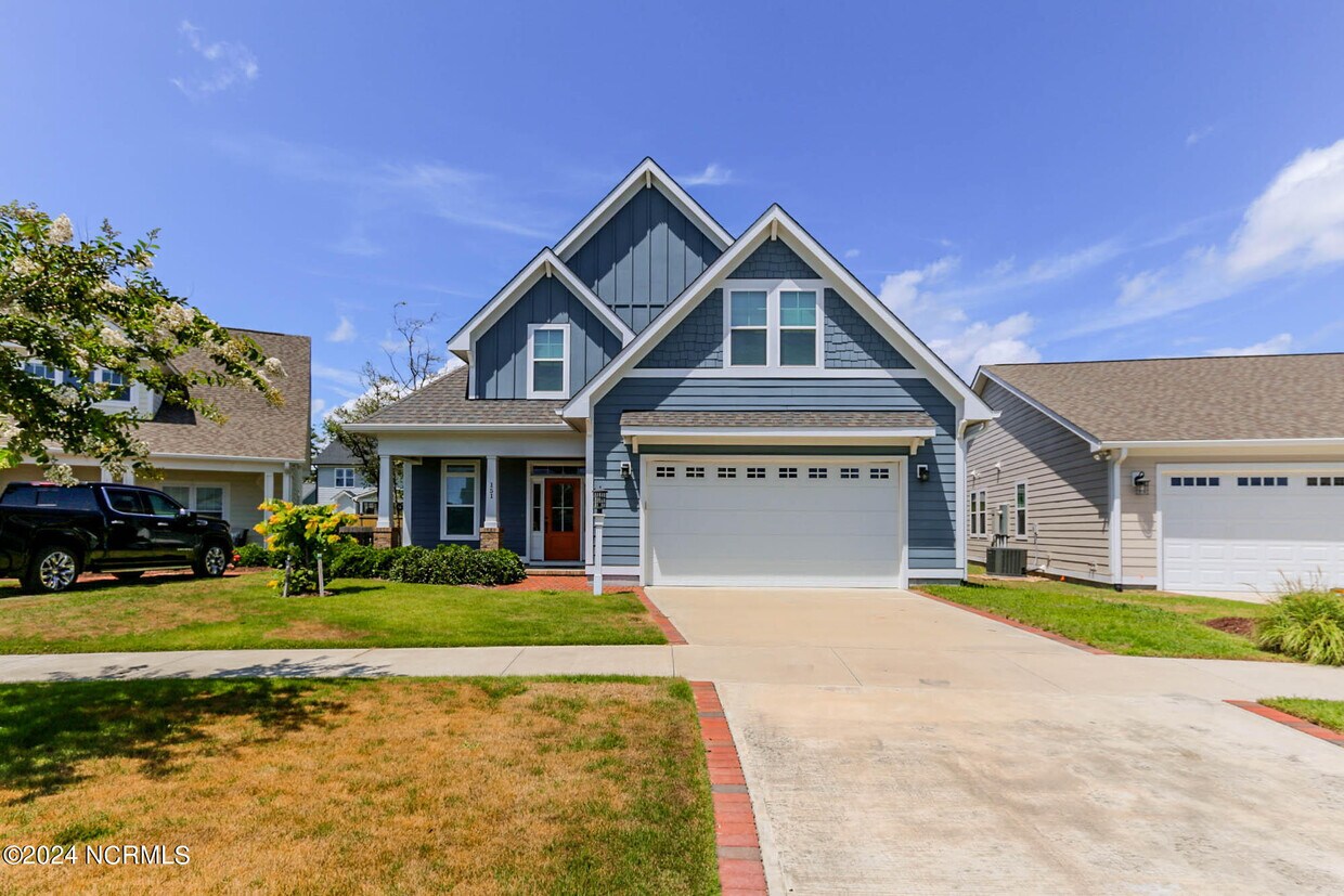 Foto principal - 151 Sea Grove Ln
