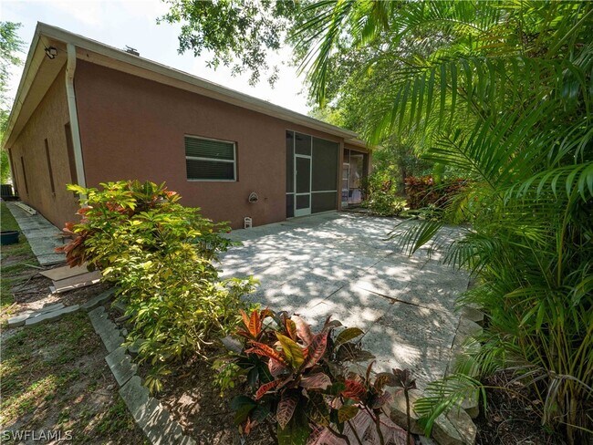 Building Photo - 8525 Tamara Ct