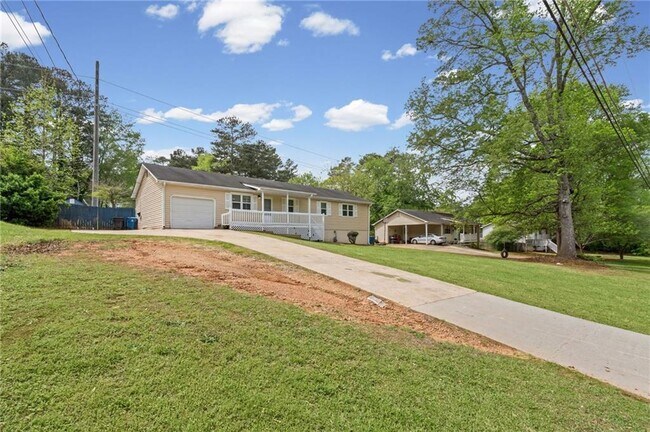 Foto del edificio - 1321 Timbercrest Dr