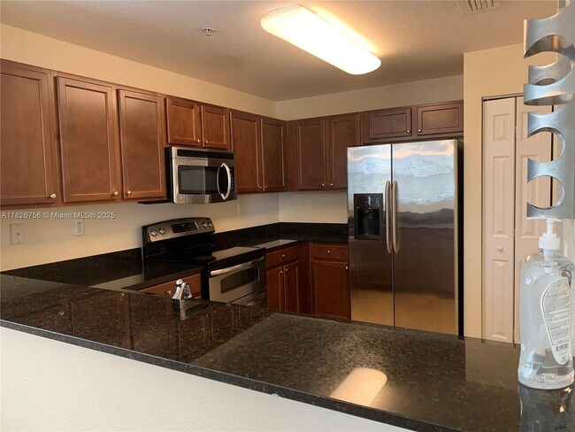Foto del edificio - 10800 NW 88th Terrace