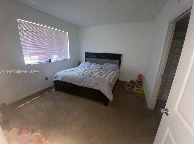 Foto del edificio - 151 SW 117th Ave