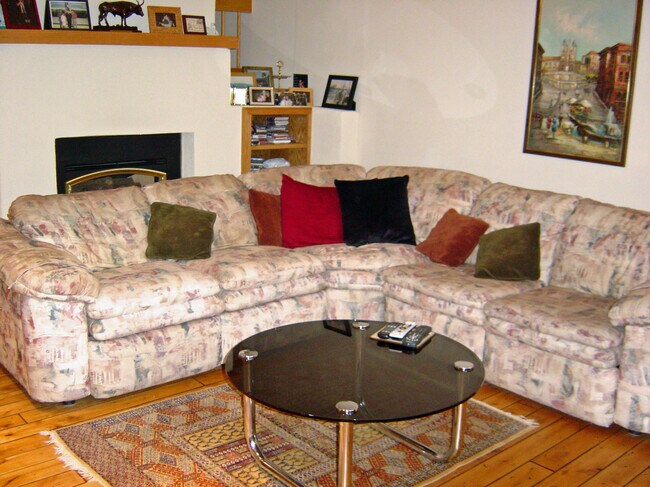 Foto del edificio - 4552 Meadow Dr