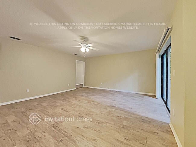 Building Photo - 10 Widgeon Pl