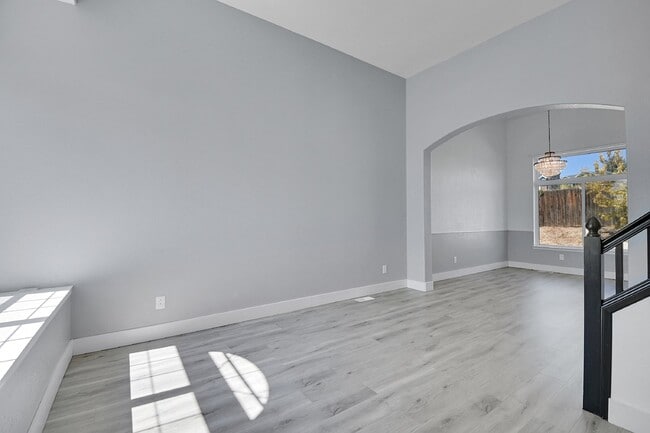 Building Photo - $3,040.95 - 3 Bed, 3-Bath Home in Aurora with In Unit Laundry and Central AC