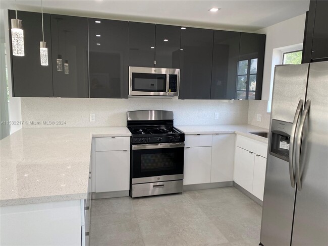 Foto del edificio - 931 NW 1st St