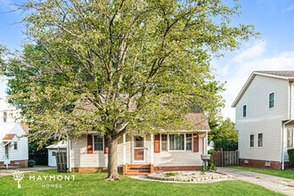 Building Photo - 112 Arlington Cir