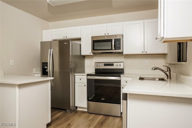 Foto del edificio - 5940 Talbrook Rd