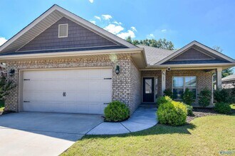 Building Photo - 173 Grey Fawn Trail