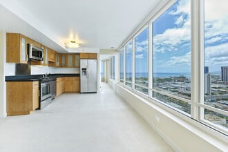 Building Photo - 1009 Kapiolani Blvd