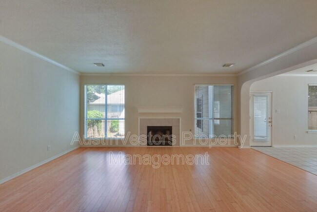 Foto del edificio - 13552 Anarosa Loop