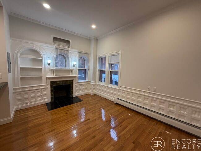 Foto del edificio - 195 Commonwealth Ave