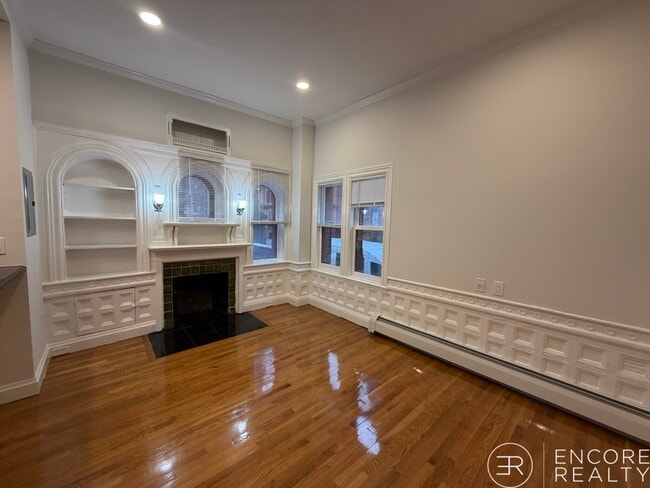 Building Photo - 195 Commonwealth Ave