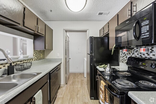 El Willow, 2 habitaciones, 1 baño - 1100 pies cuadrados - Cocina - Forest Glen
