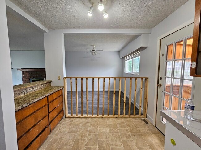 Photo du bâtiment - 9131 Hazel St