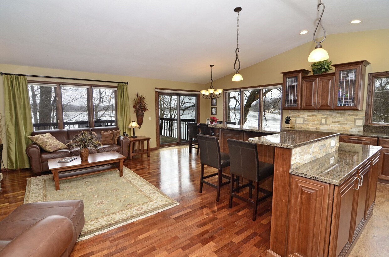 5240 Pike Rd, Mound, MN 55364 House Rental in Mound, MN