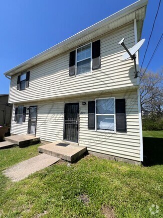 Building Photo - 2537-2539 Highland Trace Dr