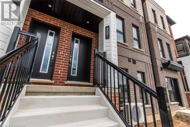 Building Photo - 207 Burke St