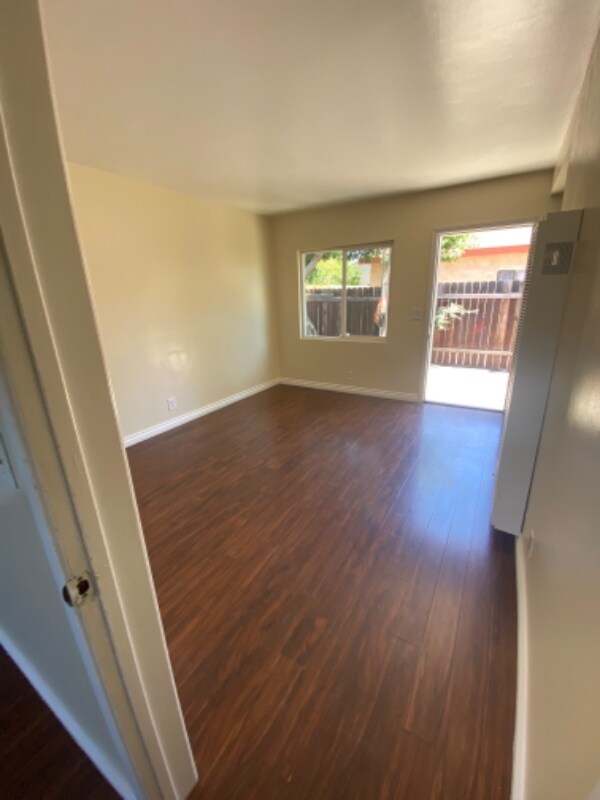 Building Photo - 3297 Tenaya Ave