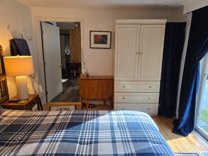 Building Photo - 167 Howard Rd