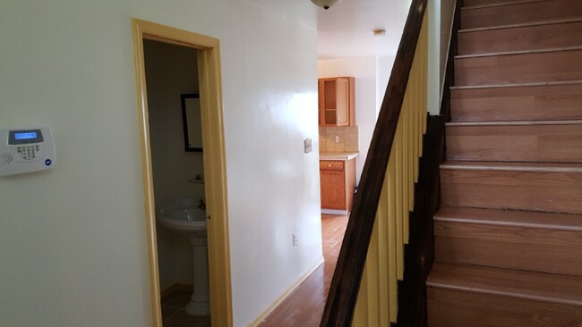 Building Photo - 2255 Whippoorwill Dr