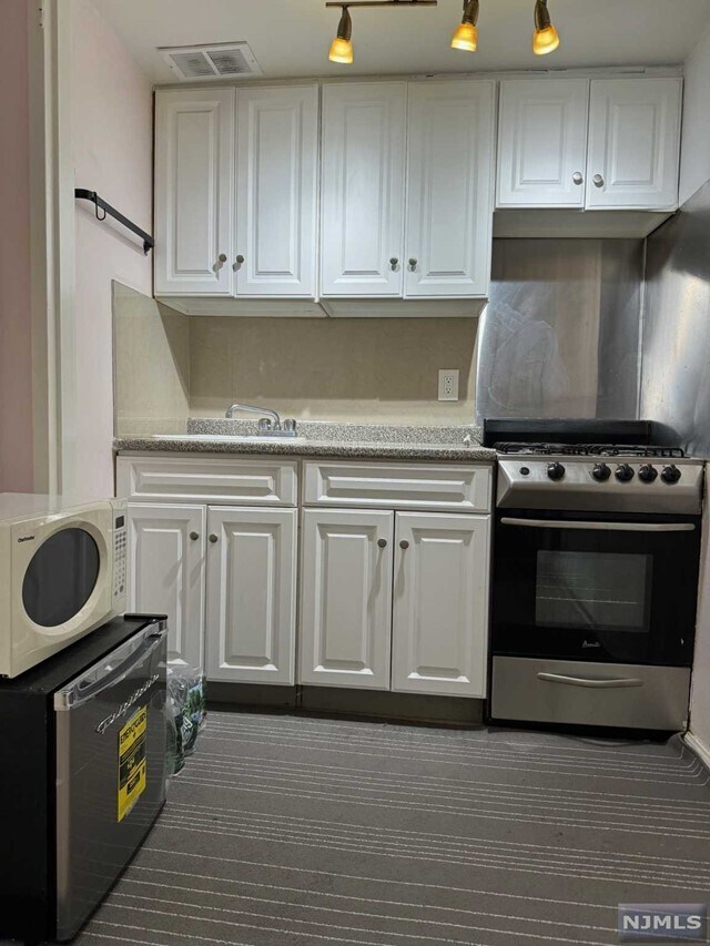 Building Photo - 401 Park Pl. 2H
