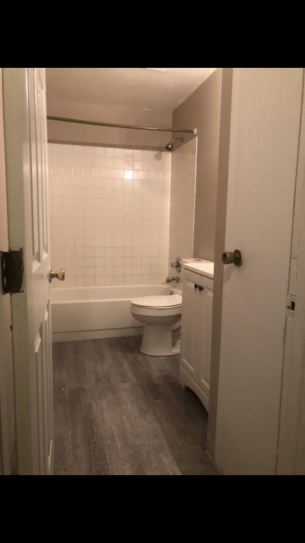 Building Photo - 5146 Carthage Ave. # 4 Cincinnati, Ohio 45212