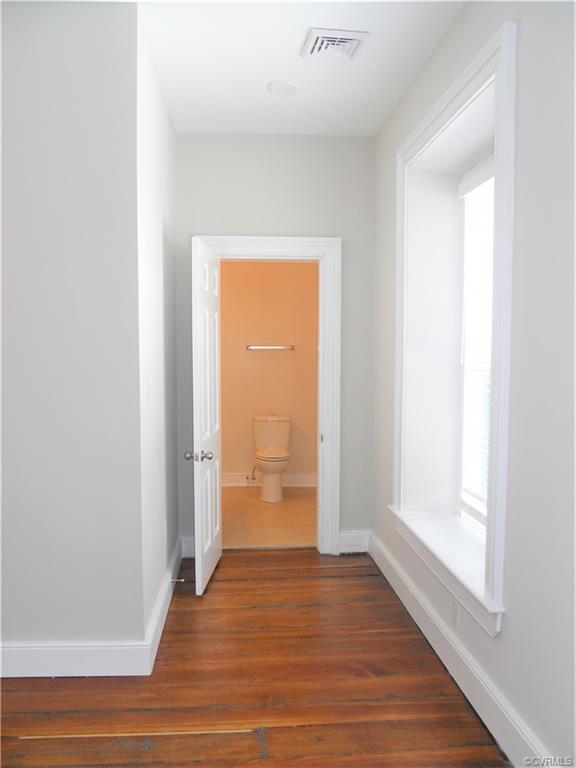 Foto del edificio - 233 N Sycamore St