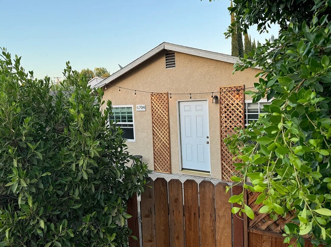 Building Photo - 6704 Nagle Ave