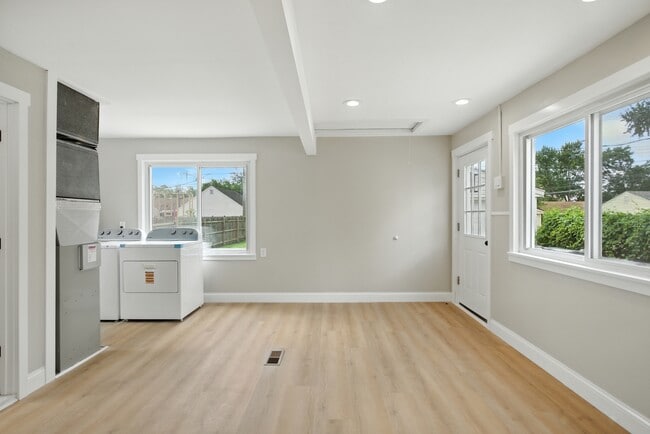 Building Photo - 23147 Vance Ave