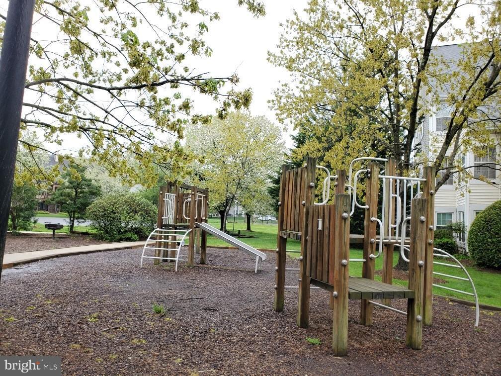 14104 Yardarm Way Unit 1002, Laurel, MD 20707 Condo for Rent in