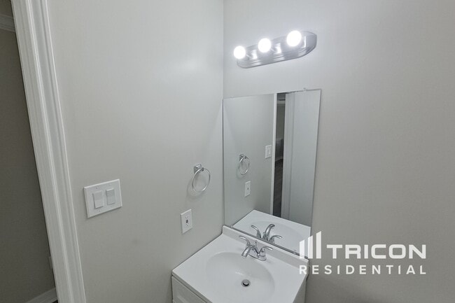 Building Photo - 5646 Hunters Bend Ln