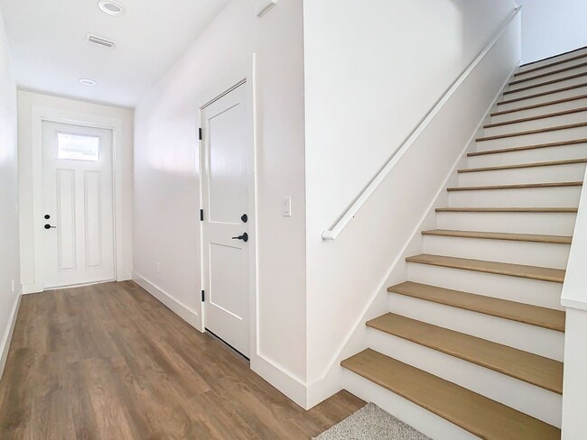 Building Photo - Malena Park - Brand New Constructed Townho...