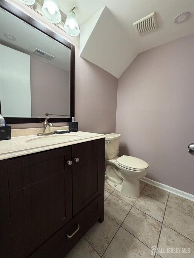 Foto del edificio - 80 Farnham Square