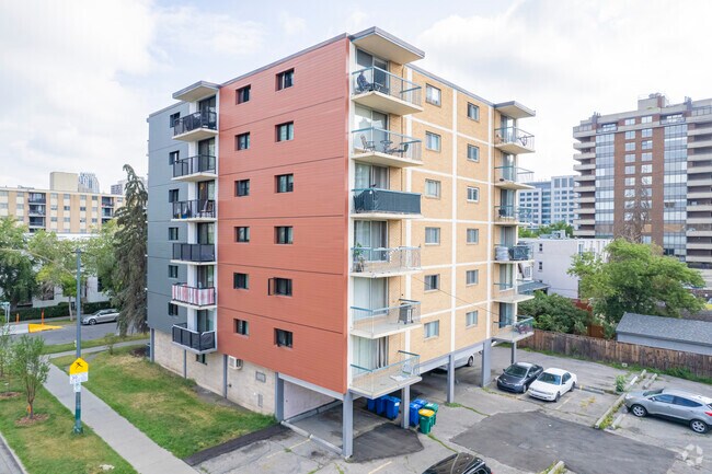 Photo du bâtiment - Cavalier Apartments