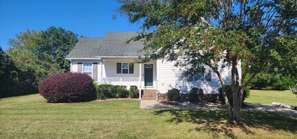 Building Photo - 420 Oak Dare Ln
