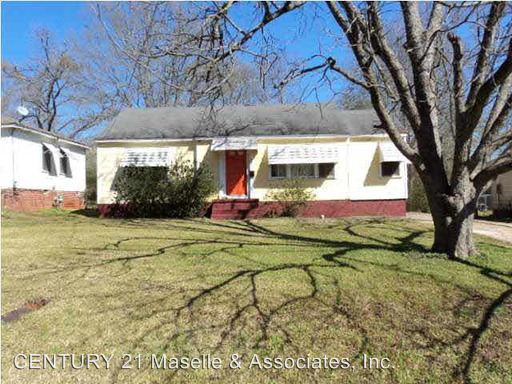 Primary Photo - 1840 Kenmore Dr