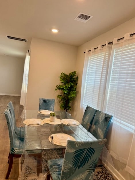 Building Photo - Room in House on Alice Jay Wy