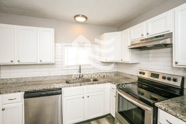 Foto del edificio - 3850 E 31st St