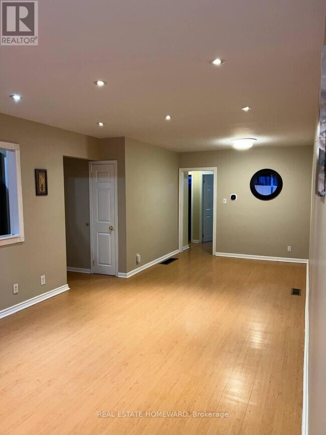 Building Photo - 218 Alsace Rd