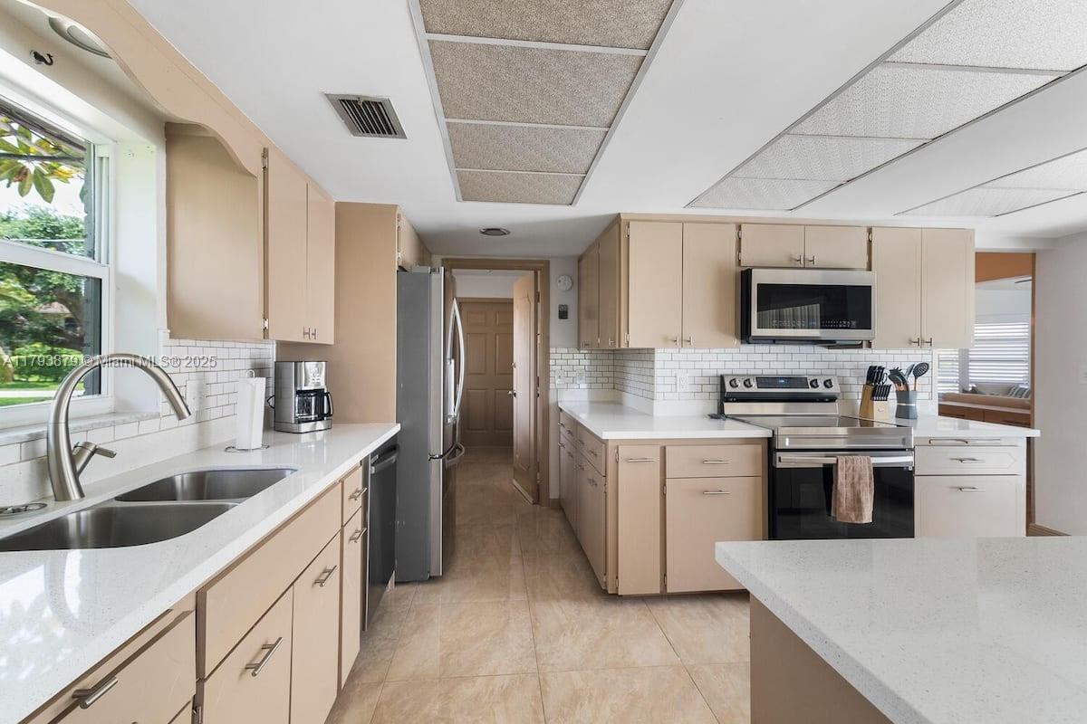 Foto principal - 1500 NW 45th St