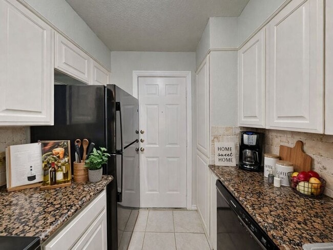 Photo - 4108 Selene Dr House